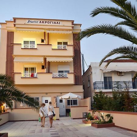 Studios Akrogiali يميناريا المظهر الخارجي الصورة