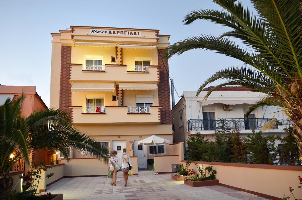 Studios Akrogiali يميناريا المظهر الخارجي الصورة